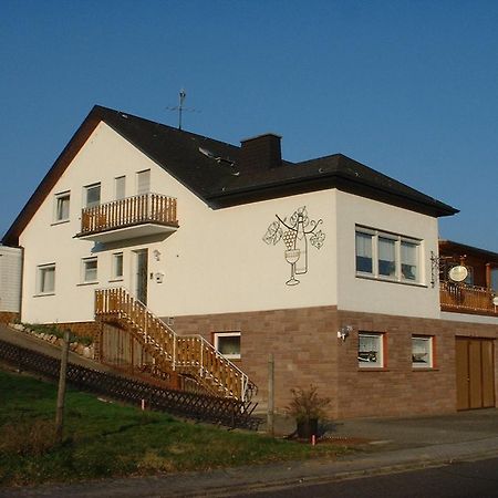 Pension Kroth An Der Mosel Briedel Esterno foto